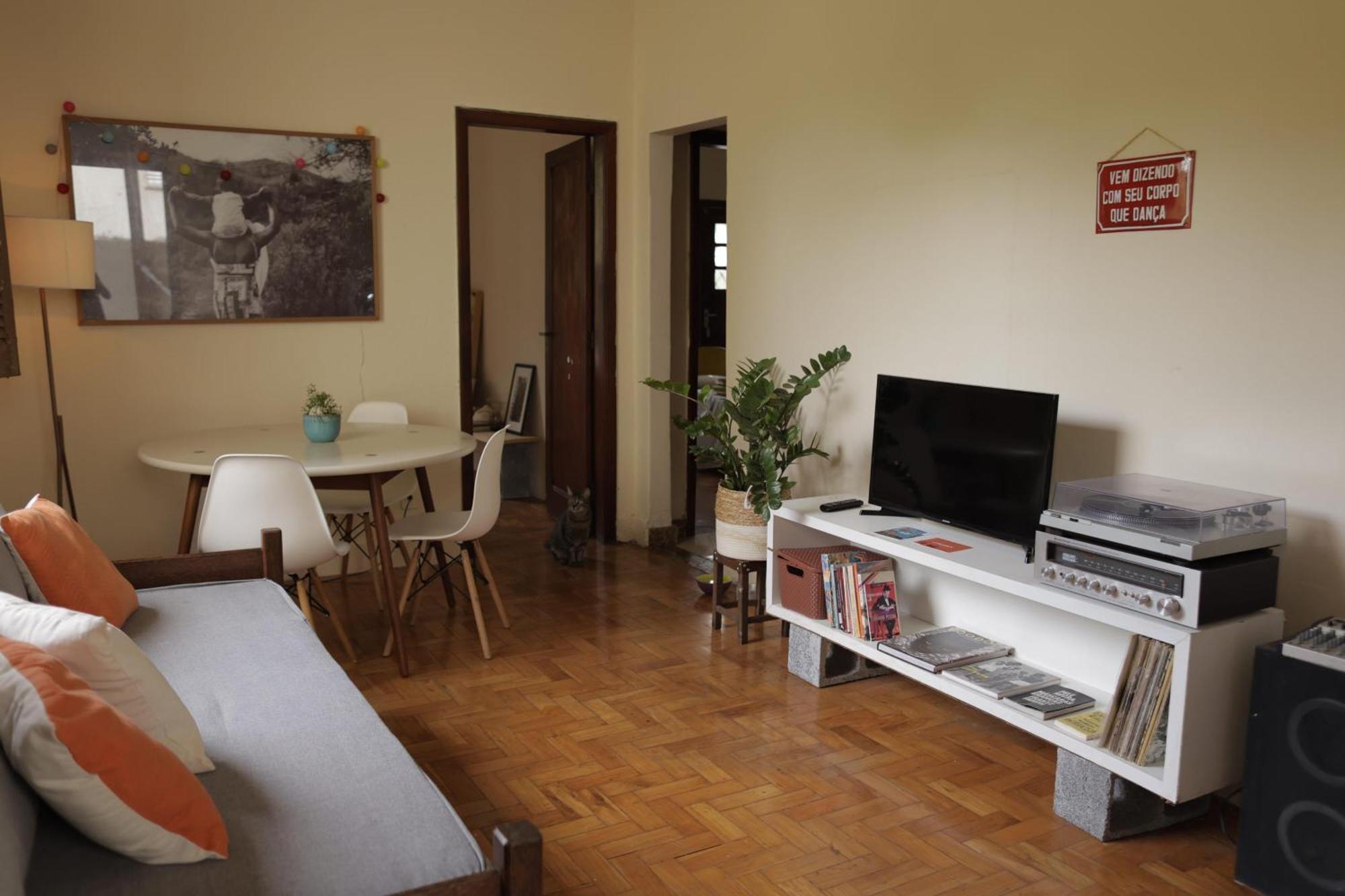 Quarto Casal Com Janela Casa Caramel Belo Horizonte Eksteriør bilde