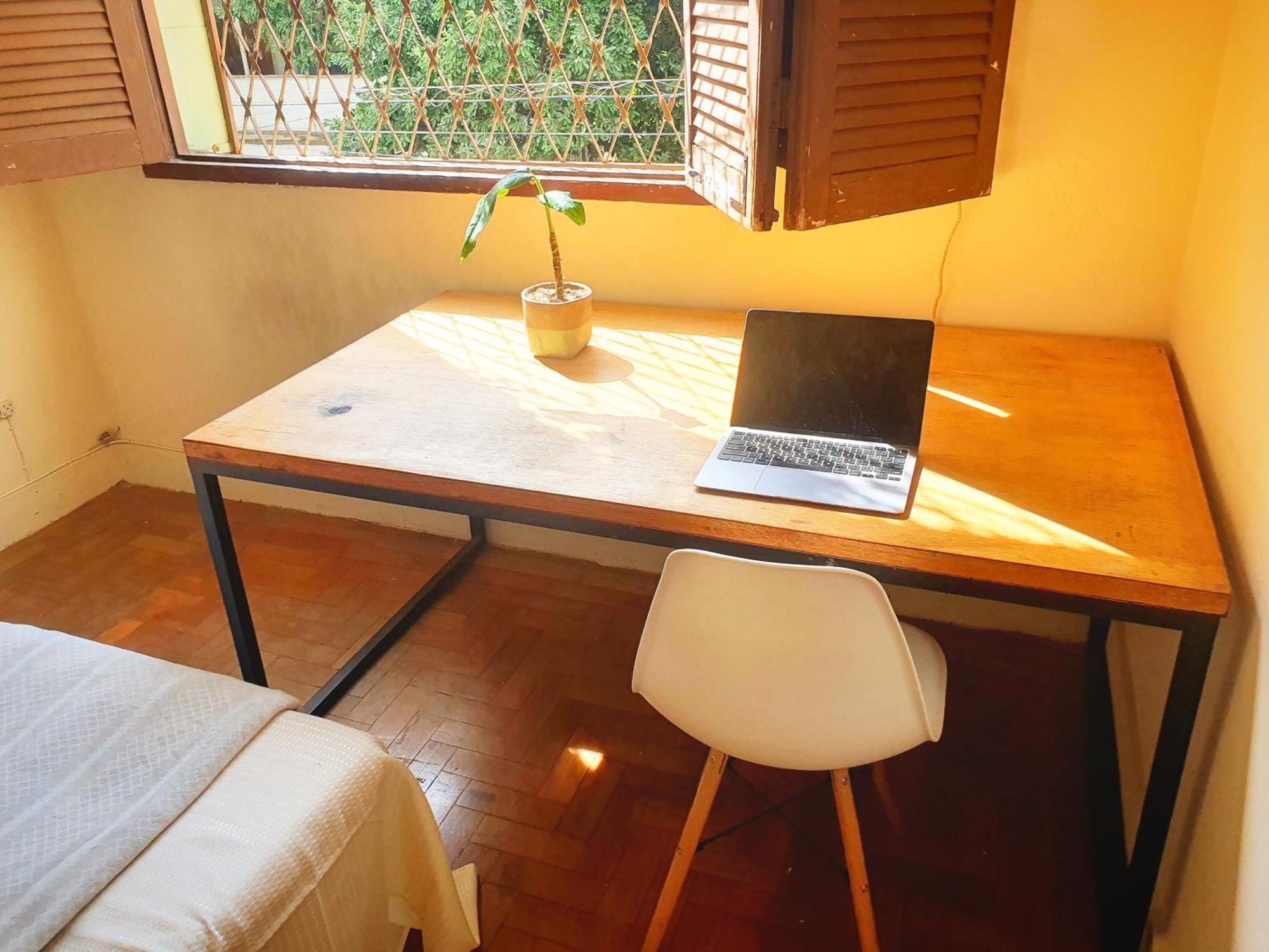 Quarto Casal Com Janela Casa Caramel Belo Horizonte Eksteriør bilde