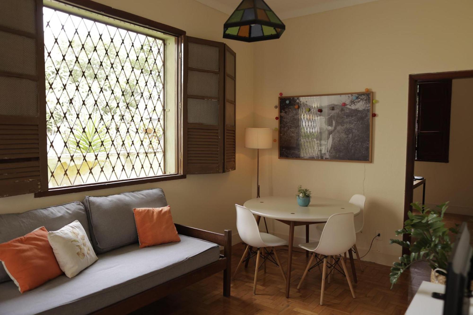 Quarto Casal Com Janela Casa Caramel Belo Horizonte Eksteriør bilde